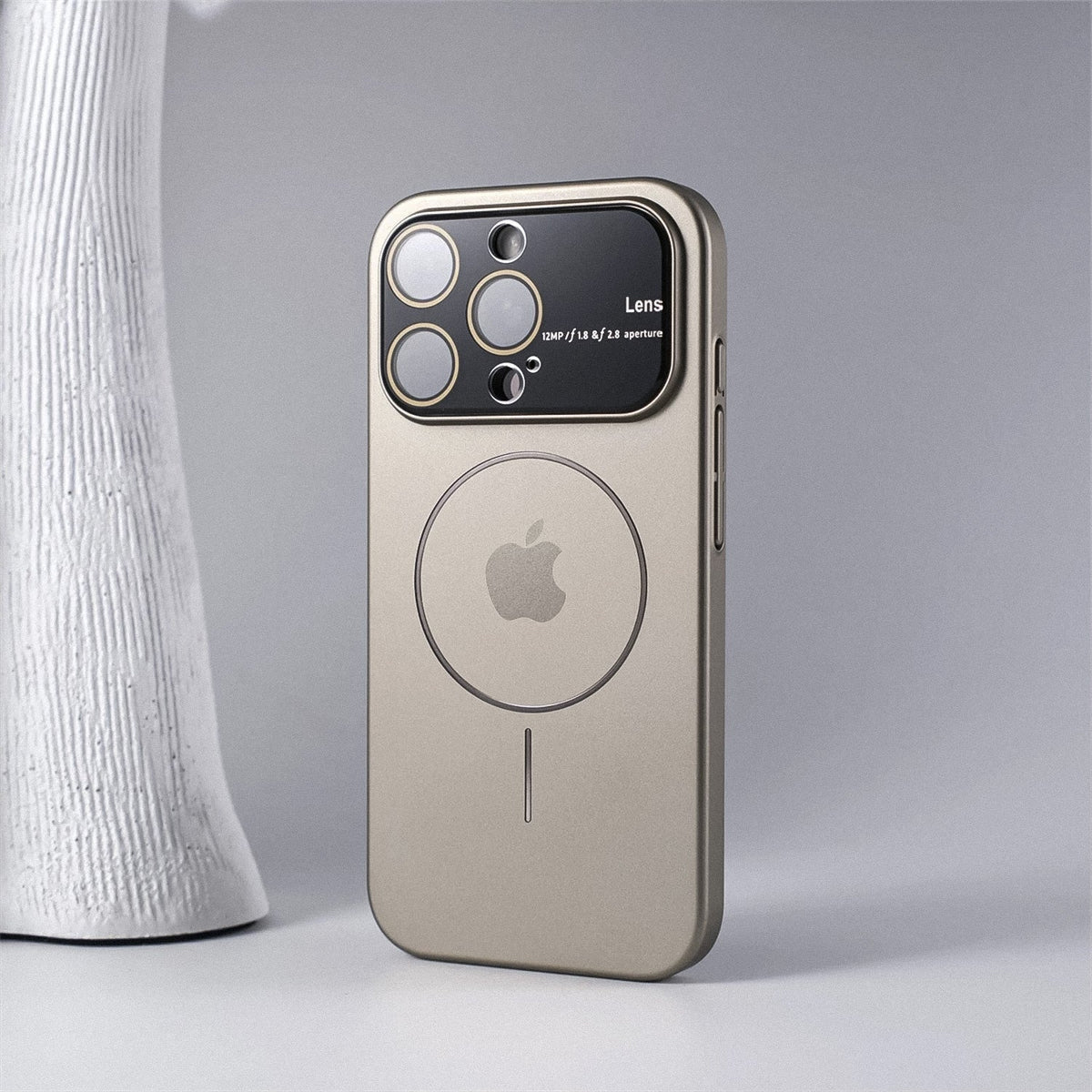 Case / Capinha Ultra MagSafe (13 ao 16 Pro Max)