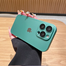 Case / Capinha Iphone Ultra Slim (Iphone 14 ao 16 Pro Max)